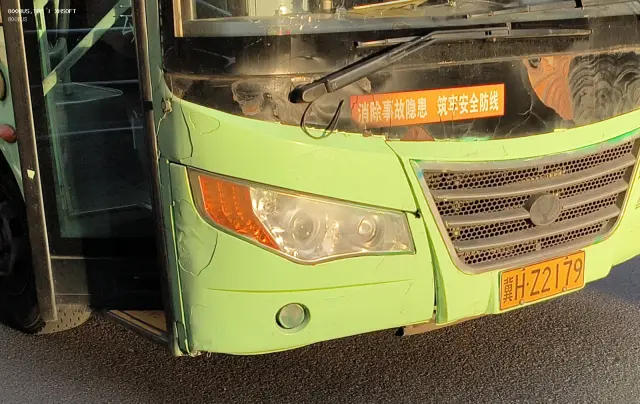 800BUS