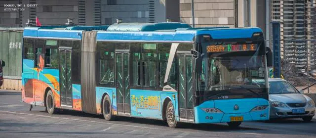 鲁AV3072