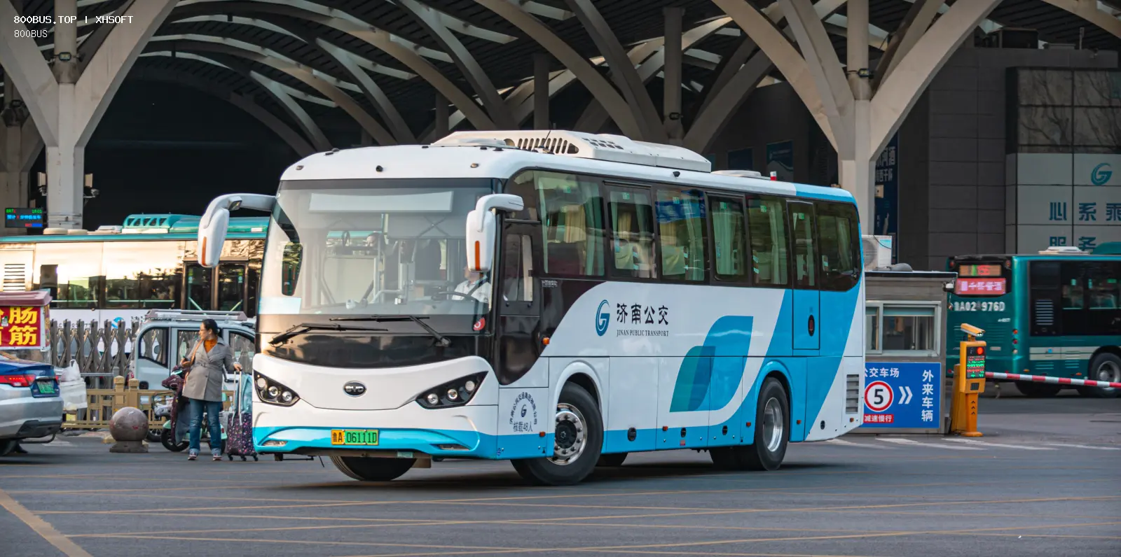 Bus Archive