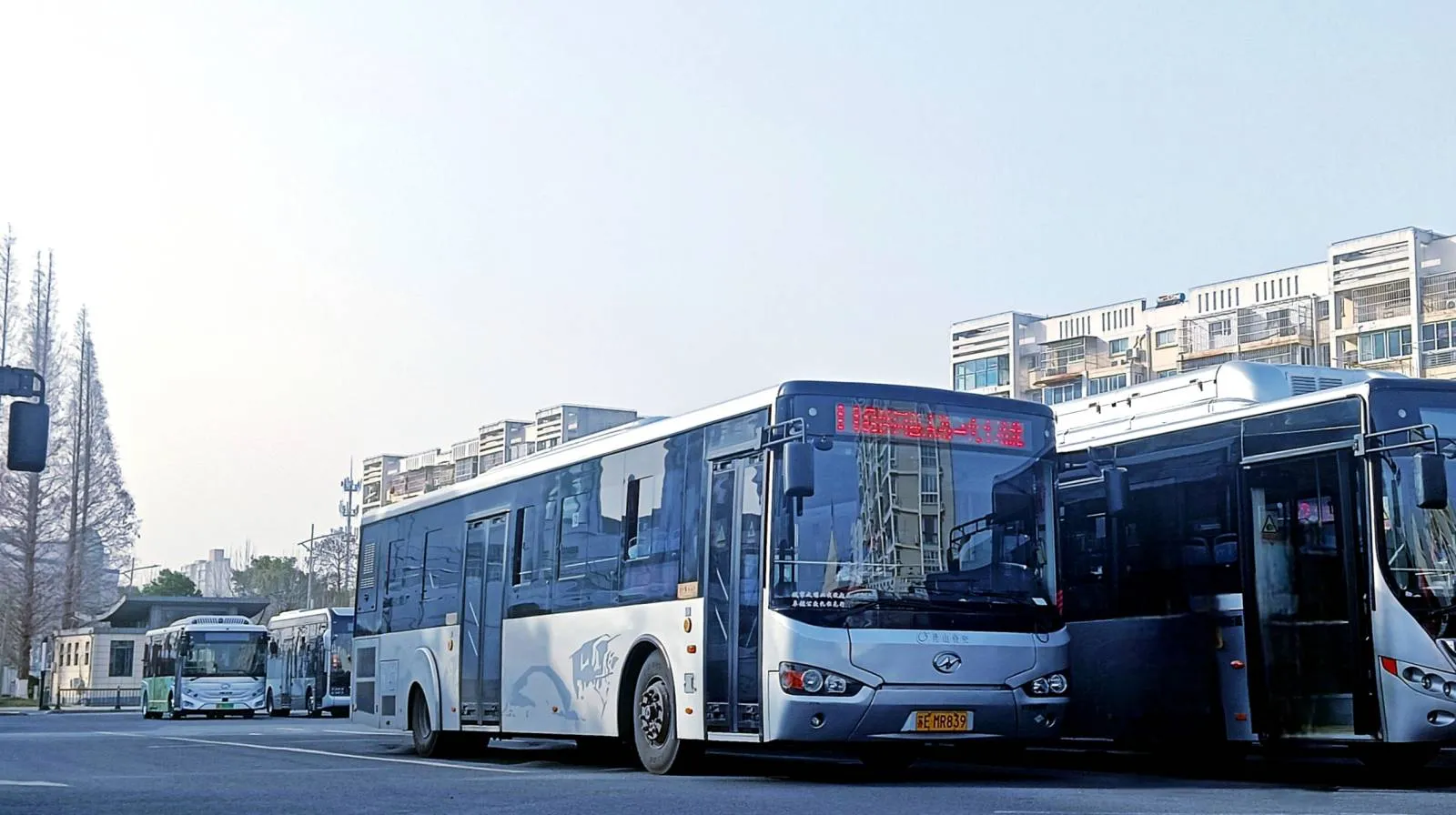 Bus Archive