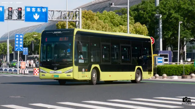 800BUS