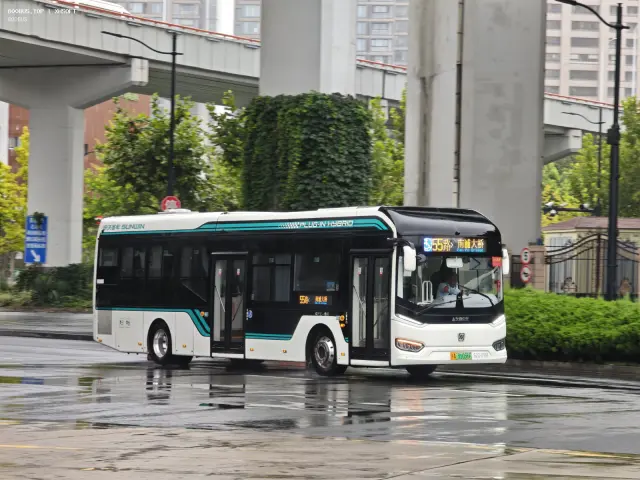 800BUS