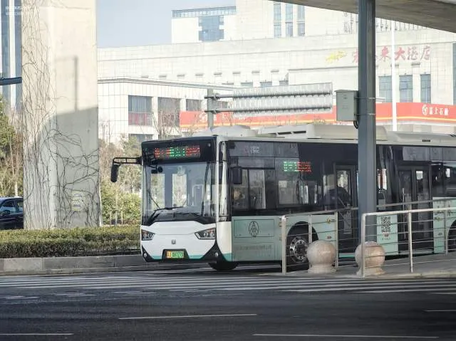 苏J08727D