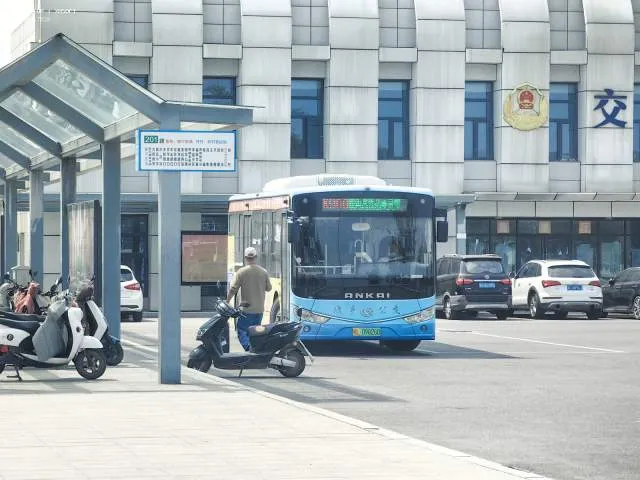 皖L09826D