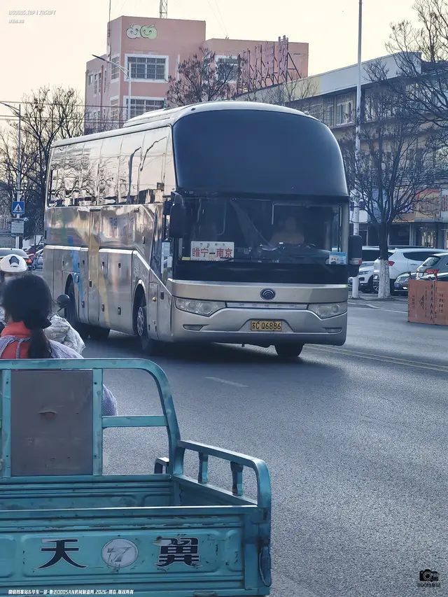苏C Q6886