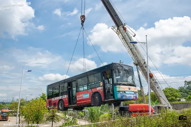 800BUS
