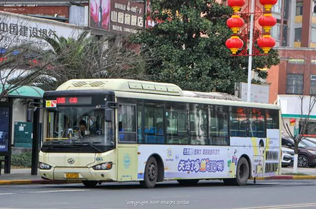 川L69703