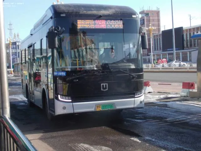 黑E 00072F