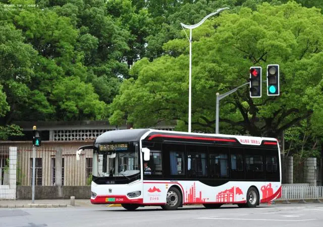 沪A51921D