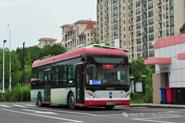 沪A31596D
