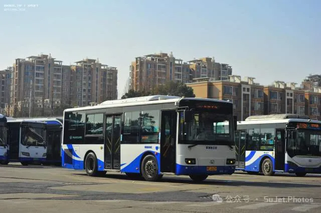 沪EJ2639
