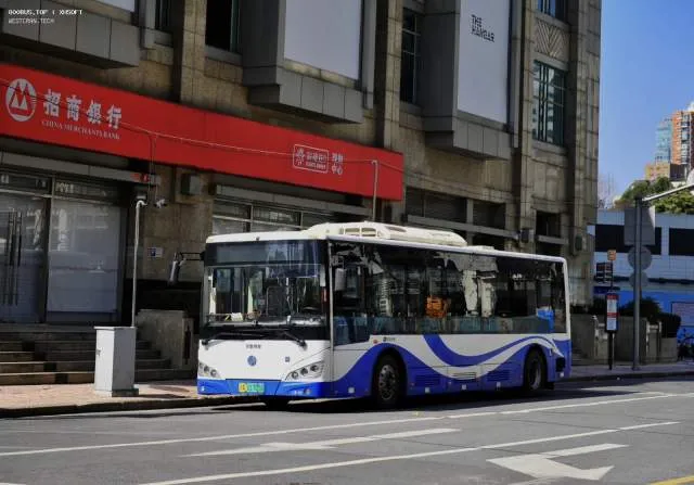 沪A01705D