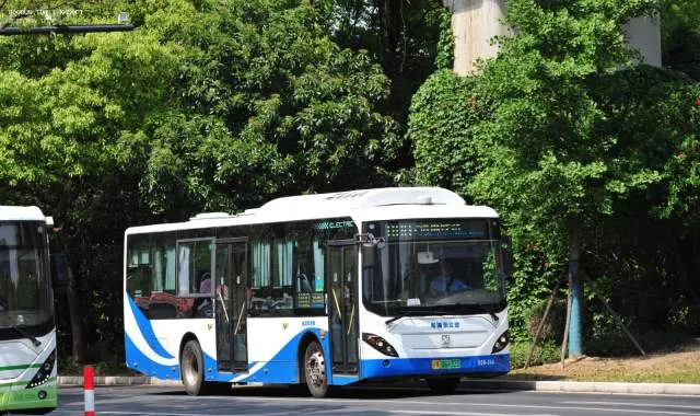 沪A06932D