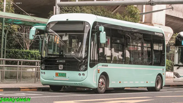 沪A 31601D