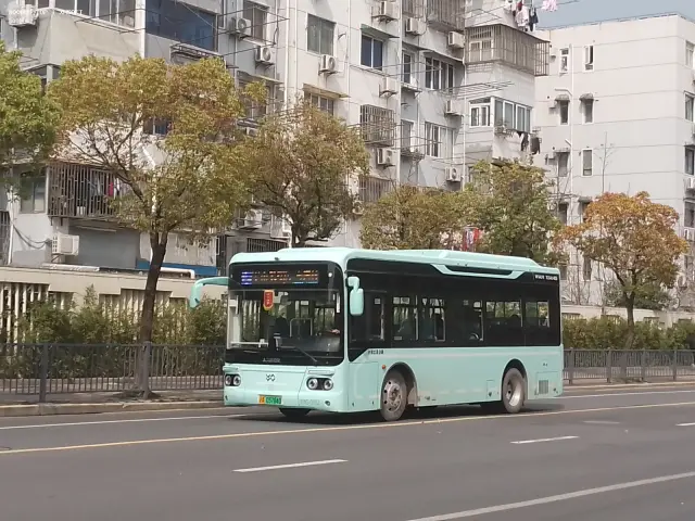 沪A 05784D