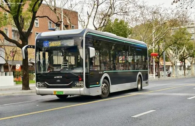 沪A 33627D
