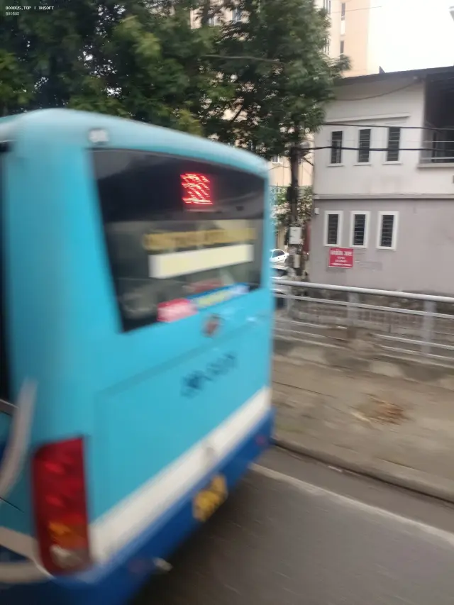 800BUS