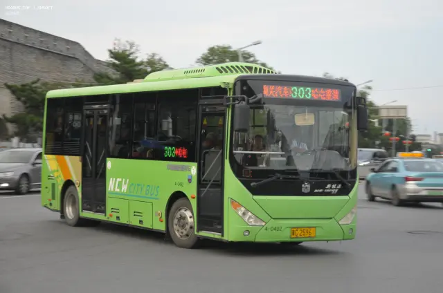 800BUS