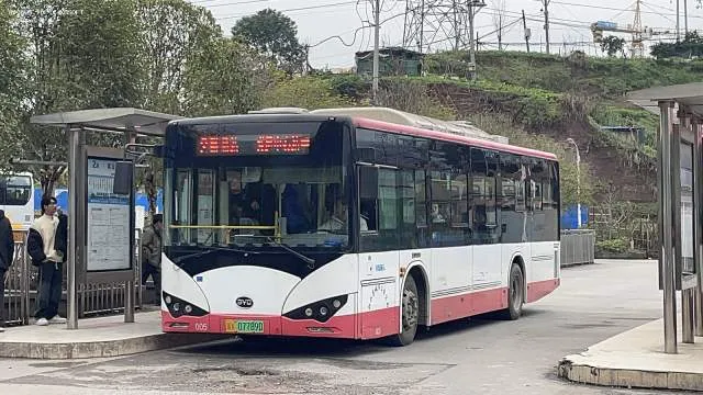 川X 07789D