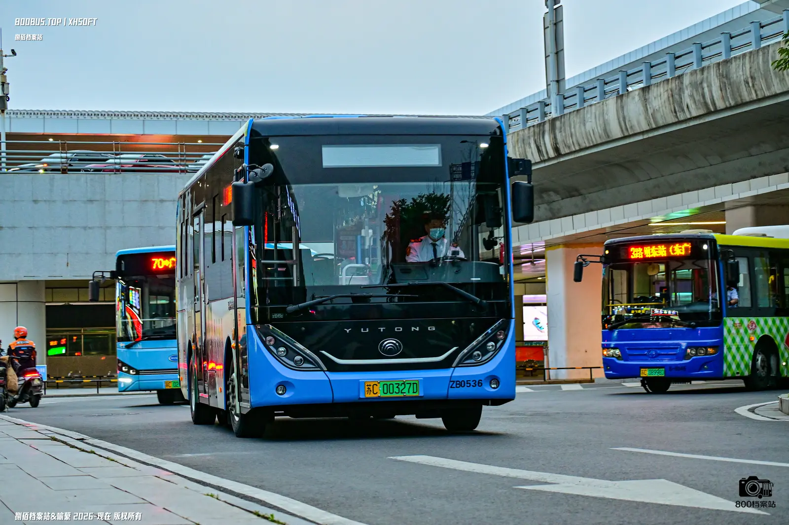 Bus Archive